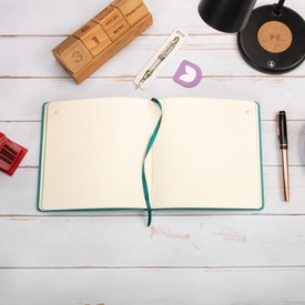 4718-FM Vegan Deri 16,5x16,5 cm Esnek Kapak Defter - görsel 3